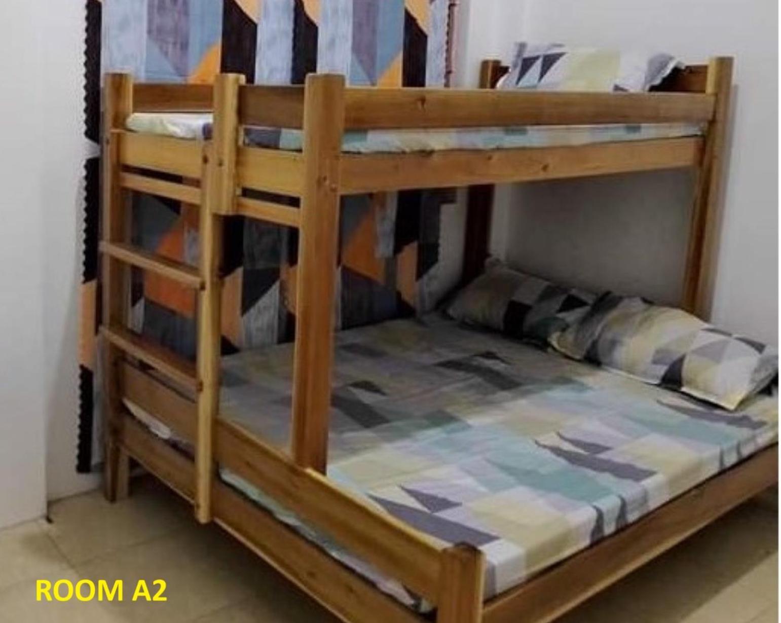 Appartement Estrelle Orange House - Backpackers Hub à Puerto Princesa Extérieur photo