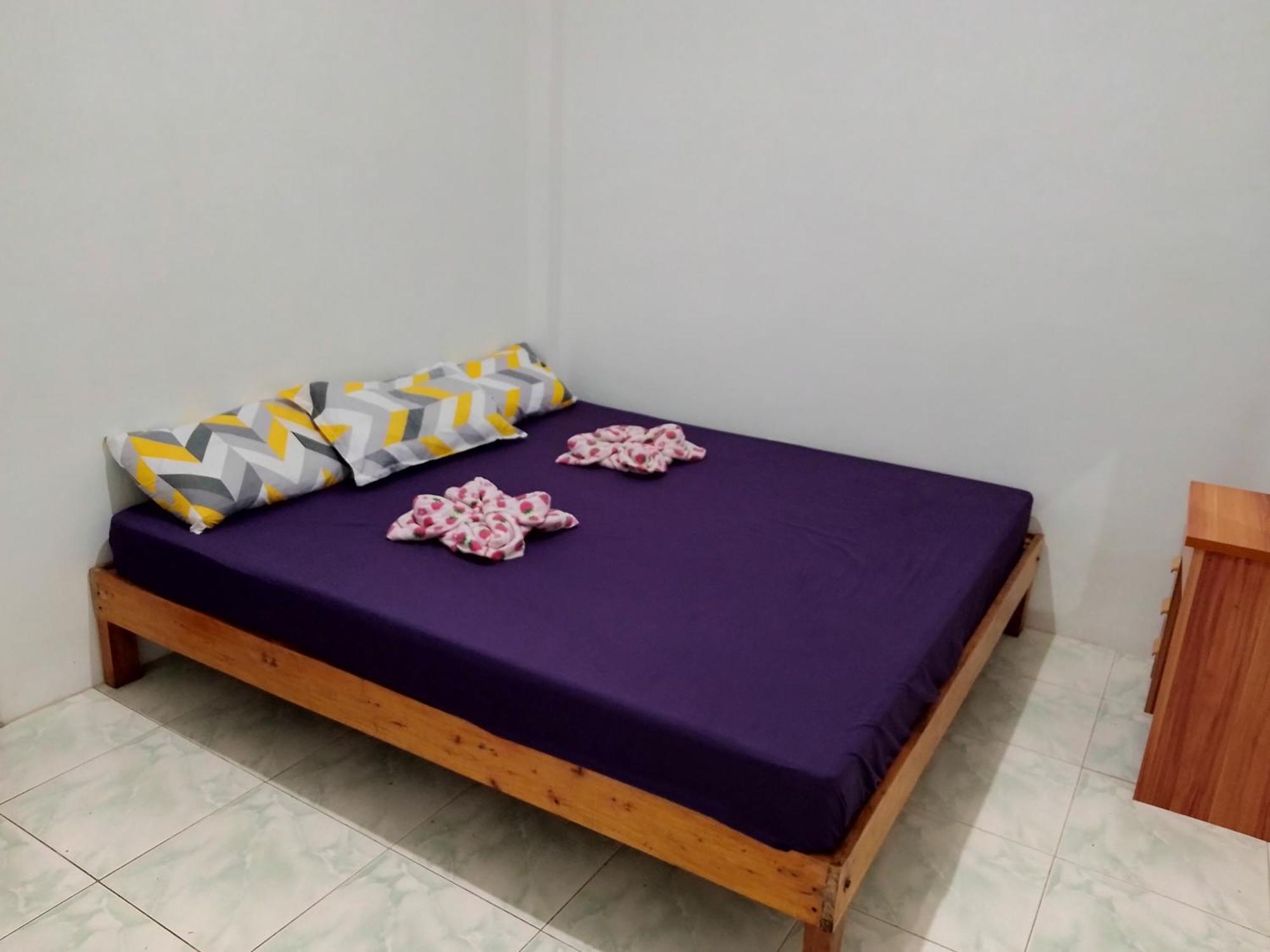 Appartement Estrelle Orange House - Backpackers Hub à Puerto Princesa Extérieur photo