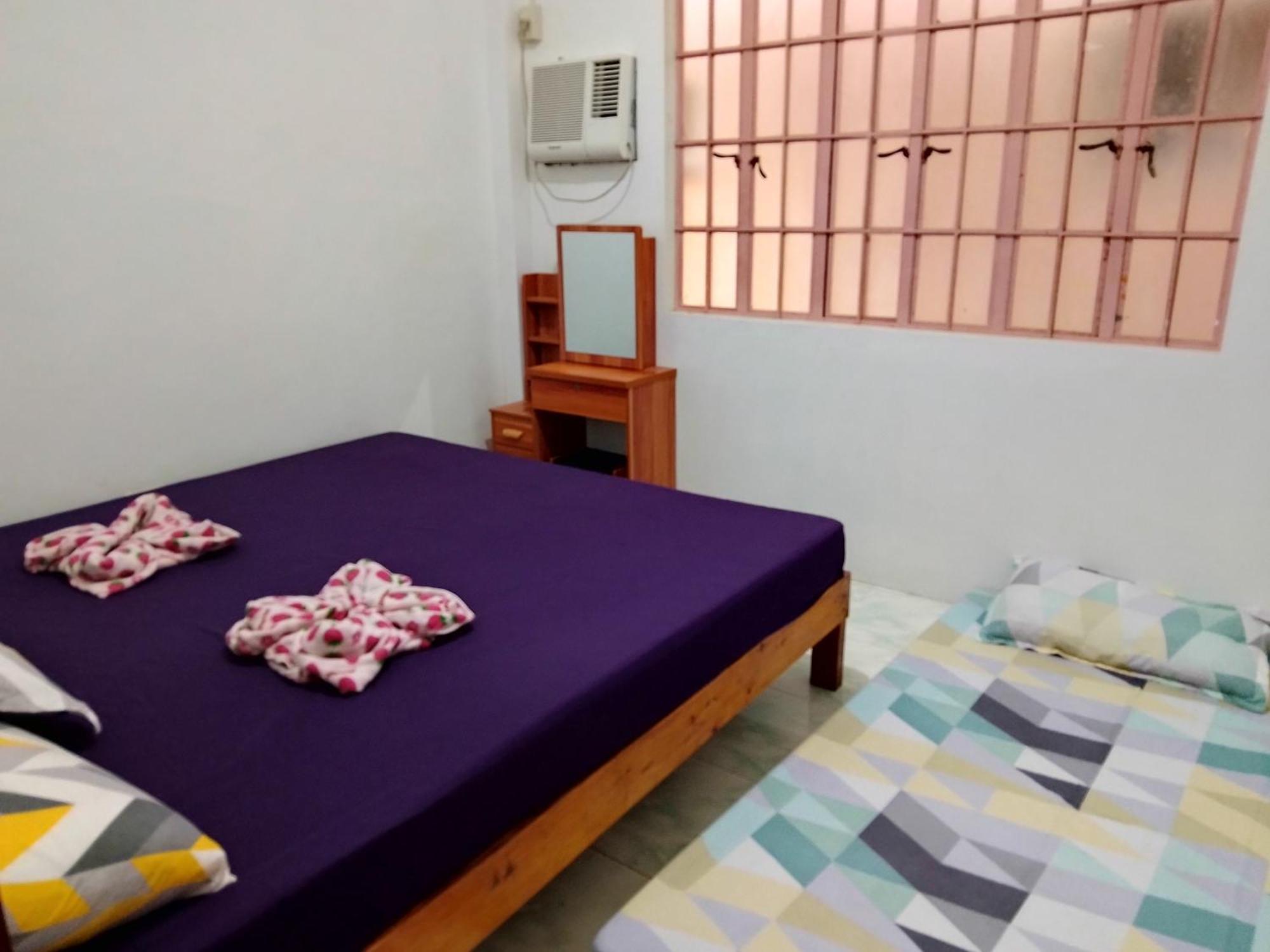Appartement Estrelle Orange House - Backpackers Hub à Puerto Princesa Extérieur photo